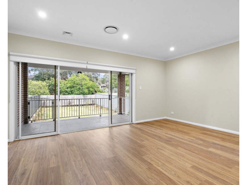 36 Scott Street, Toongabbie NSW 2146