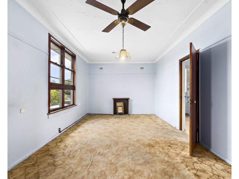 4 Fisher Road, Lalor Park NSW 2147