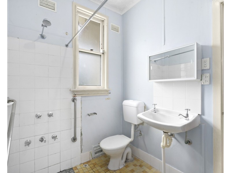 4 Fisher Road, Lalor Park NSW 2147