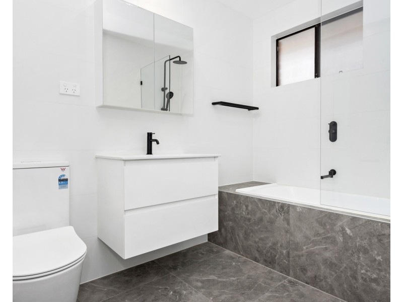 11 Monash Road, Blacktown NSW 2148