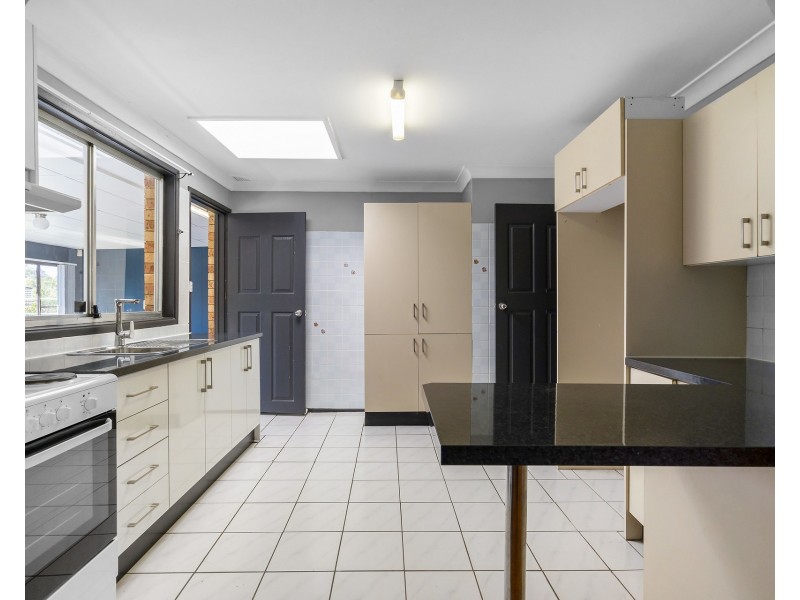 2 Roa Place, Blacktown NSW 2148