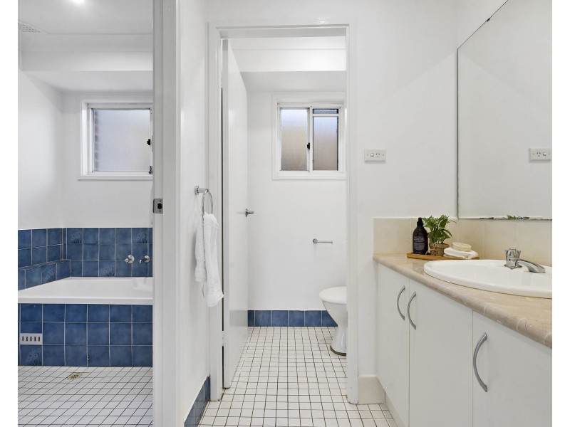 33 Desley Crescent, Prospect NSW 2148