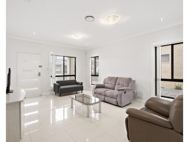 14/1-5 Carinya Street, Blacktown NSW 2148