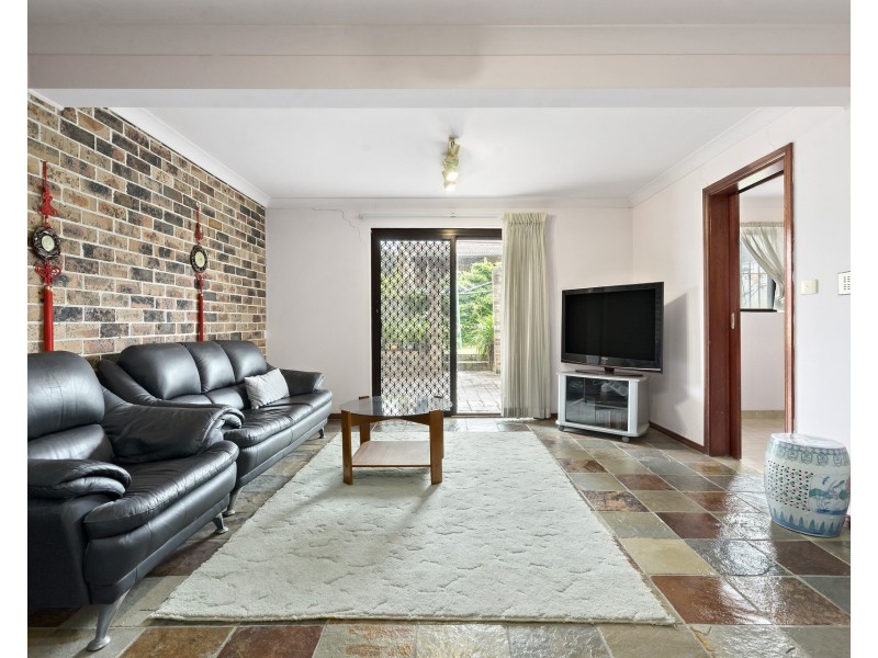 4 Belrose Place, Prospect NSW 2148