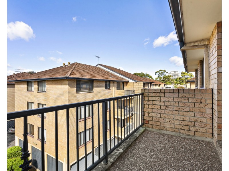 24/7 Griffiths Street, Blacktown NSW 2148