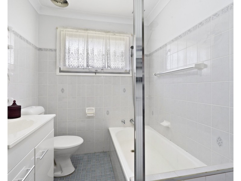 33 Hadrian Avenue, Blacktown NSW 2148