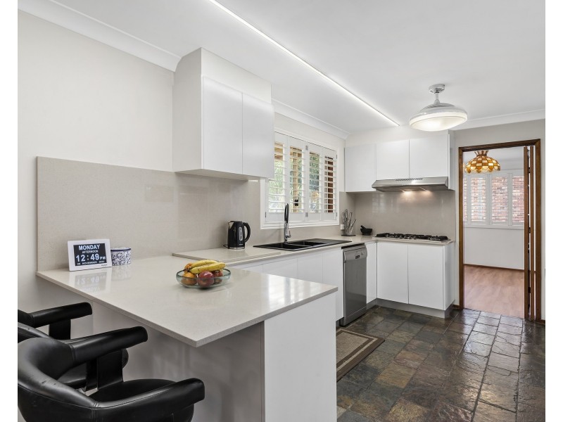 22 Griffin Place, Doonside NSW 2767