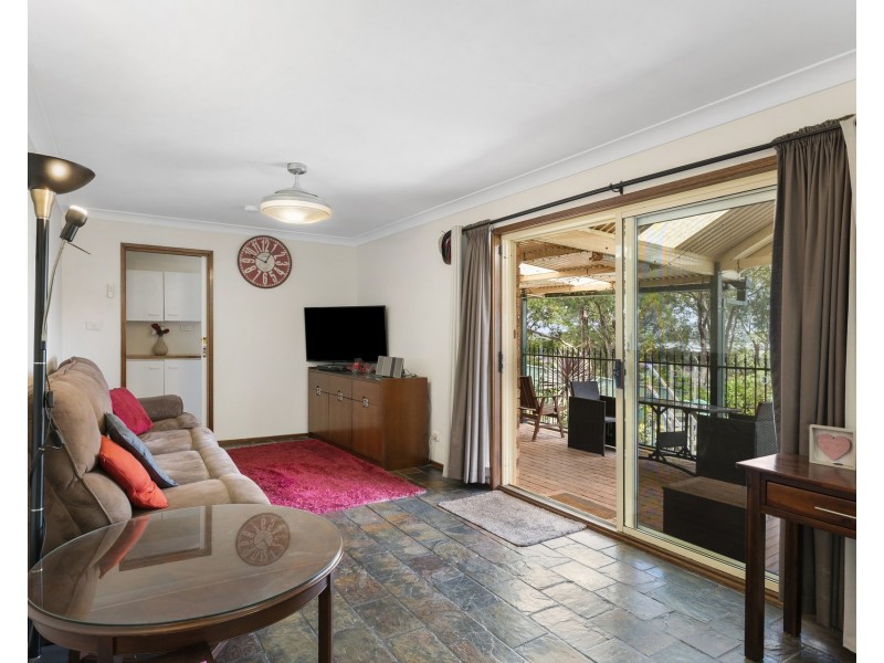 22 Griffin Place, Doonside NSW 2767