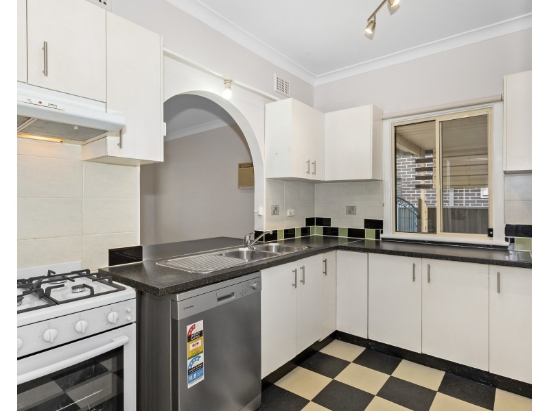 35 Julie Street, Blacktown NSW 2148