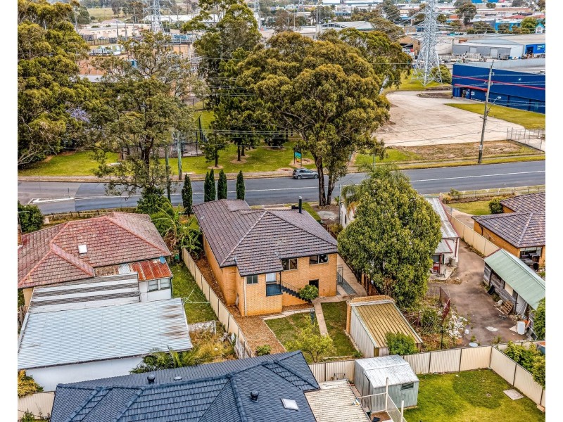 409 Blacktown Road, Toongabbie NSW 2146