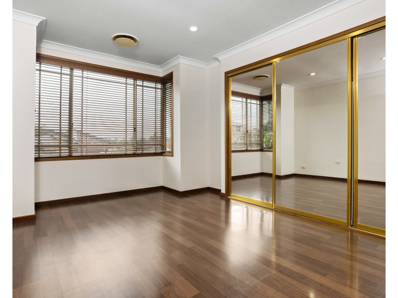 9 Lombard Place, Prospect NSW 2148