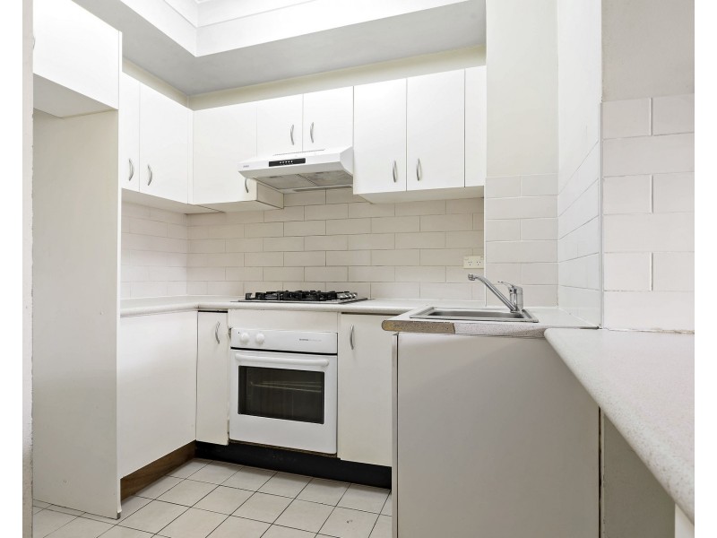 22/11-13 Fourth Avenue, Blacktown NSW 2148
