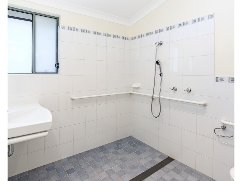 18 Loxwood Avenue, Cambridge Park NSW 2747