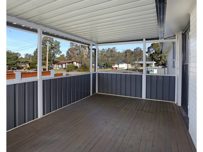 18 Loxwood Avenue, Cambridge Park NSW 2747