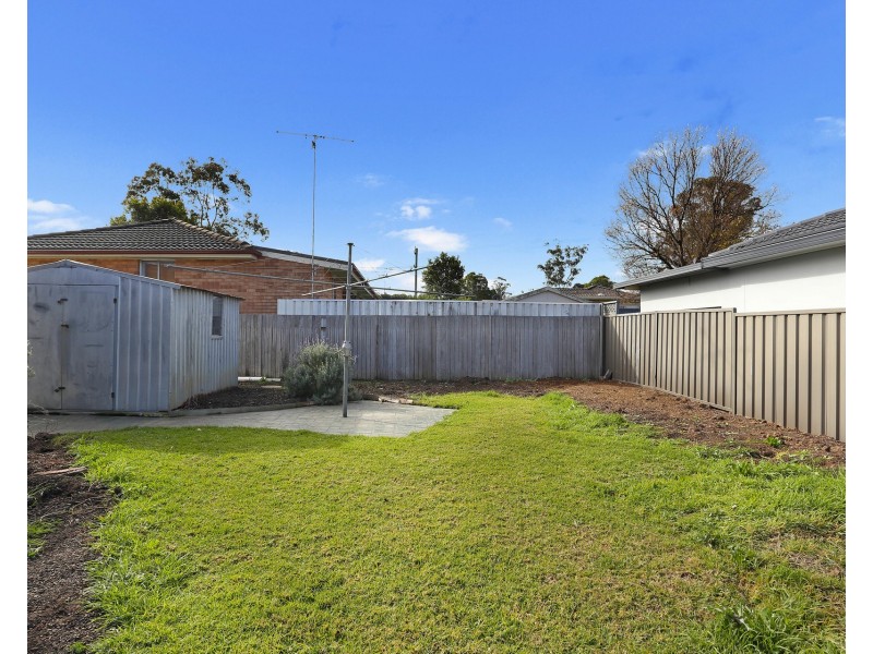 18 Loxwood Avenue, Cambridge Park NSW 2747