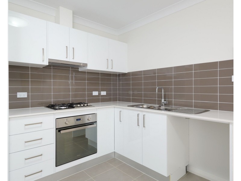 4B Eade Street, Oran Park NSW 2570