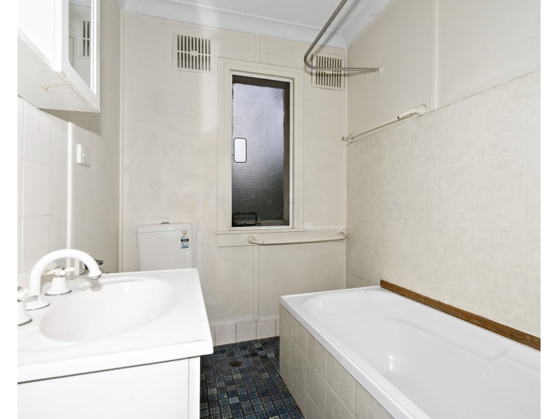 35 Forrester Road, Lethbridge Park NSW 2770