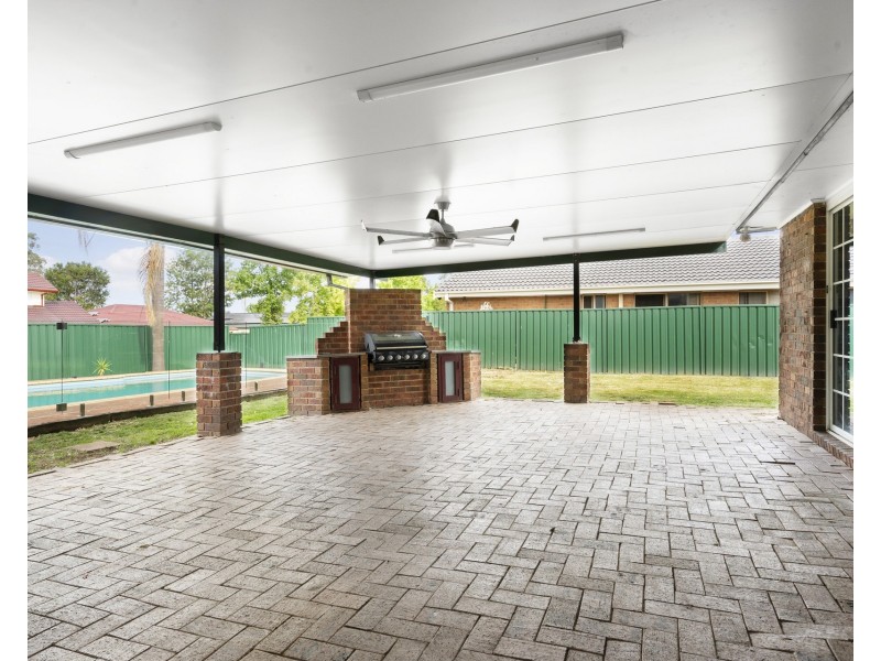 5 Honeyeater Place, Erskine Park NSW 2759