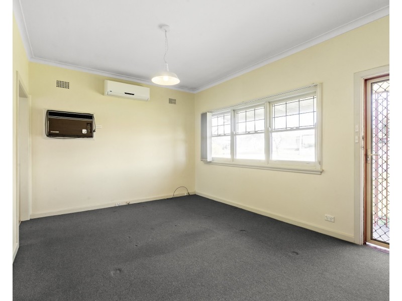 39 Tulloch Street, Blacktown NSW 2148