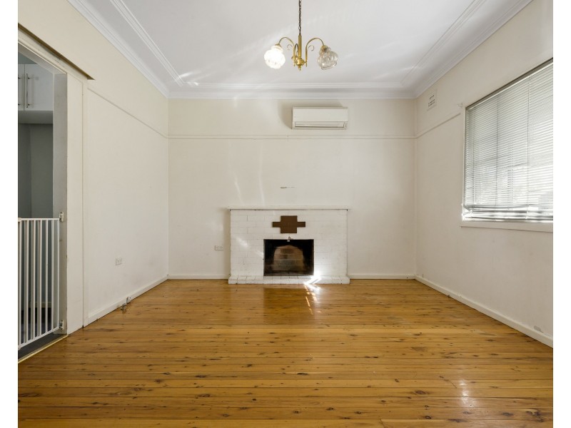 23 Mort Street, Blacktown NSW 2148