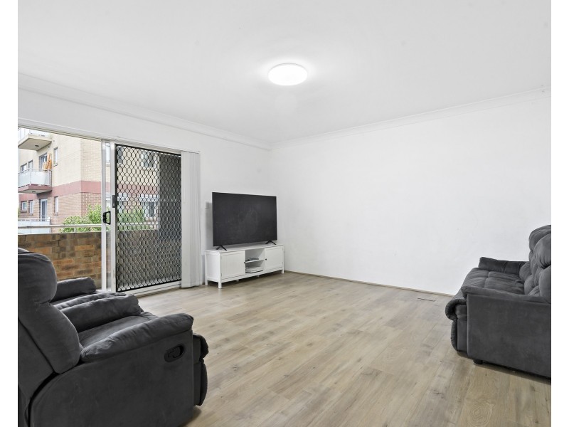 9/21-23 Devitt Street, Blacktown NSW 2148
