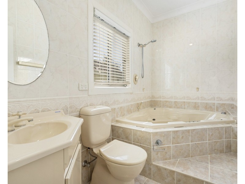 35 Orana Avenue, Seven Hills NSW 2147