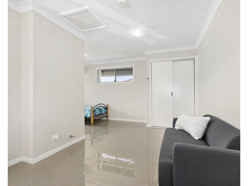 2/18 Sydney Street, Blacktown NSW 2148