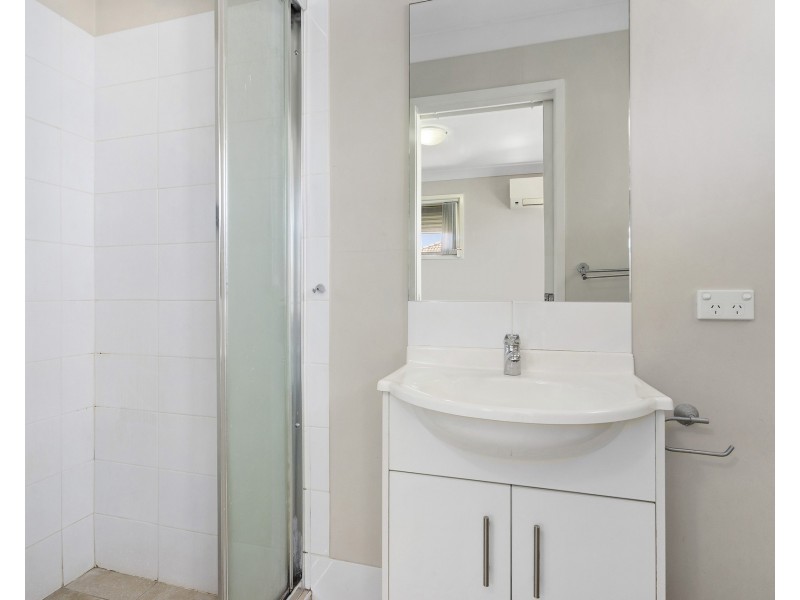 2/18 Sydney Street, Blacktown NSW 2148