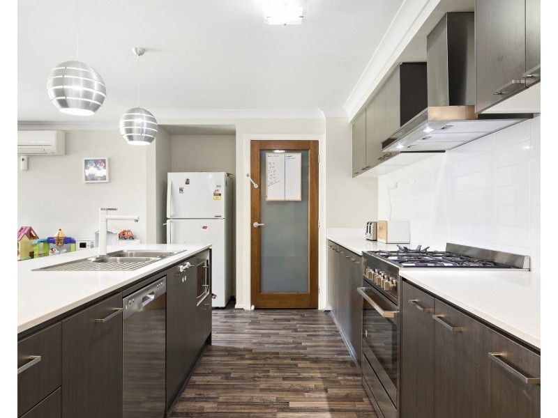 23 Saltbush Circuit, Ropes Crossing NSW 2760