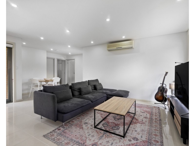 8/121-123 Stephen Street, Blacktown NSW 2148