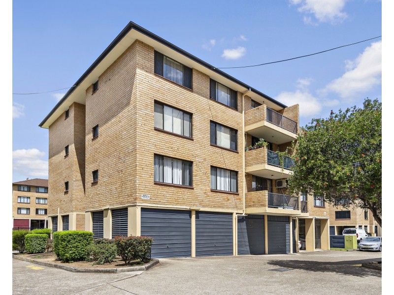 27/7 Griffiths Street, Blacktown NSW 2148