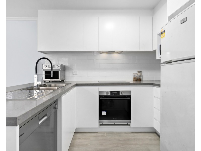 27/7 Griffiths Street, Blacktown NSW 2148