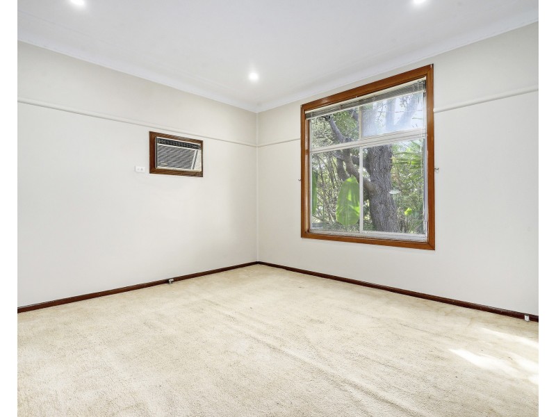 25 MacDonald Avenue, Lalor Park NSW 2147