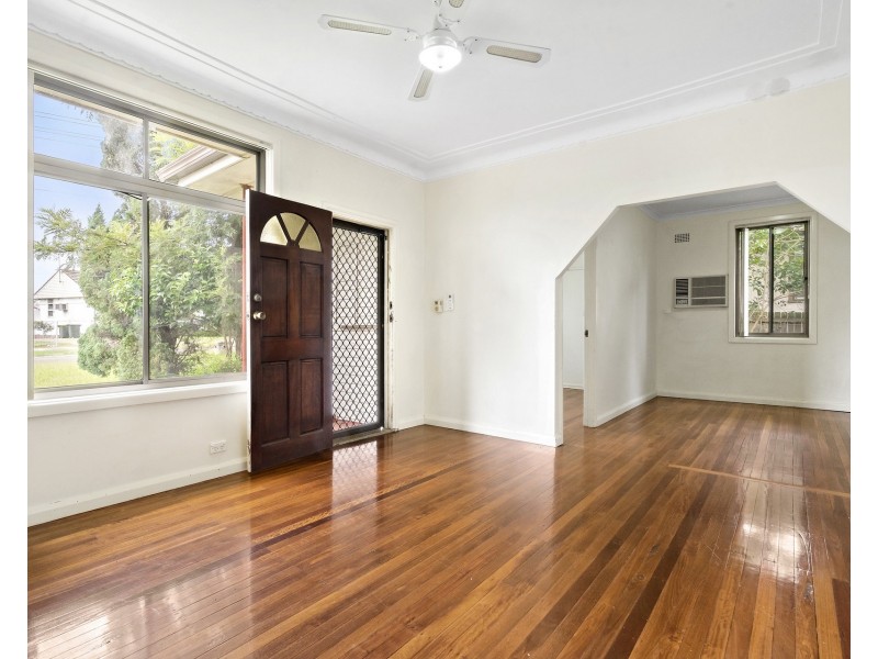 23 MacDonald Avenue, Lalor Park NSW 2147