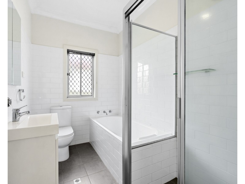 33 Balmoral Street, Blacktown NSW 2148