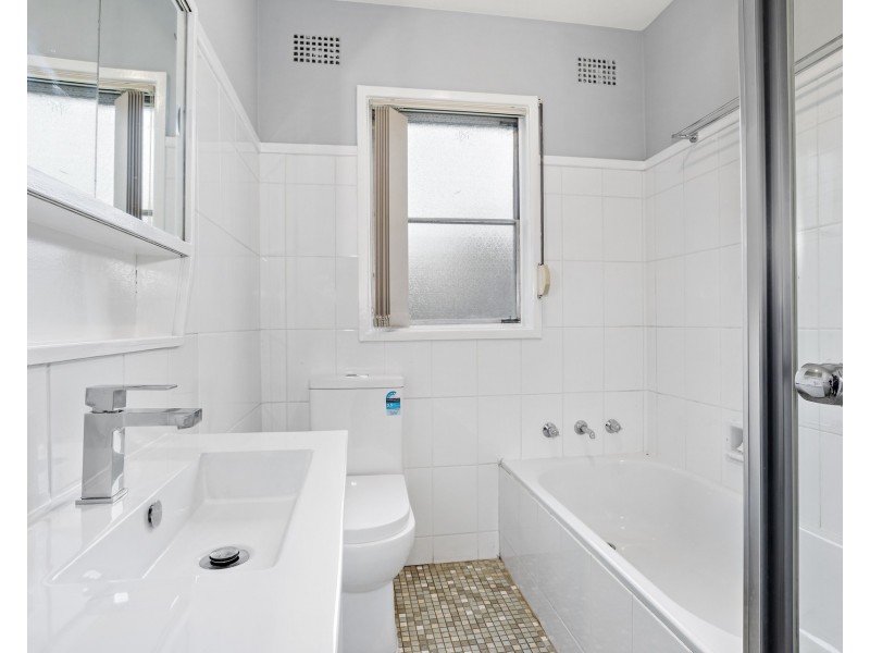 92 Lucretia Road, Seven Hills NSW 2147