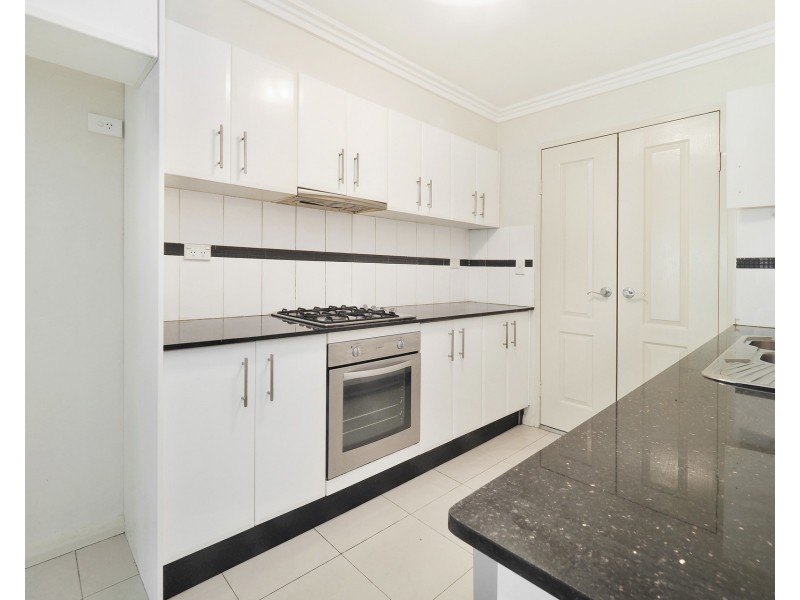 24/8-14 Oxford Street, Blacktown NSW 2148
