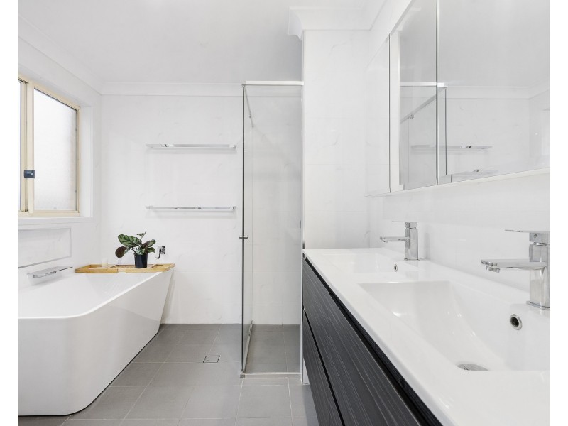 11 Vella Crescent, Blacktown NSW 2148