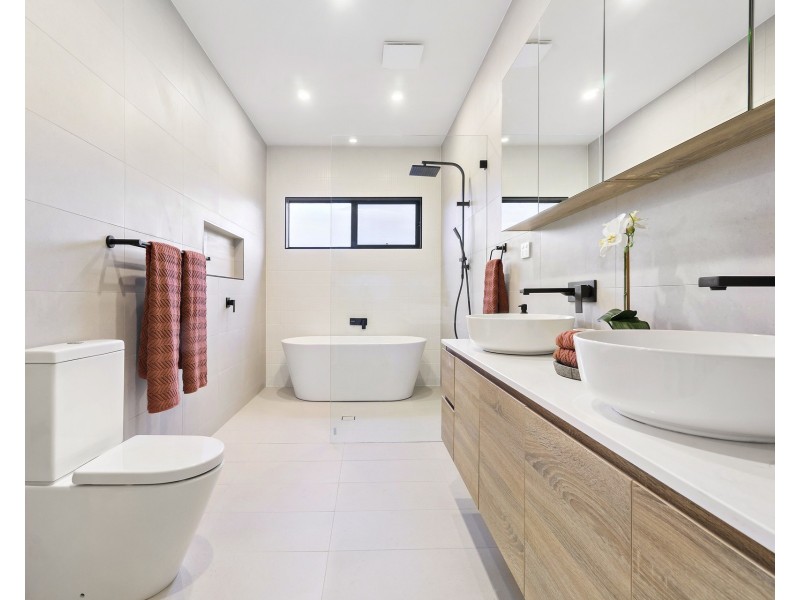 6 Lowry Road, Lalor Park NSW 2147