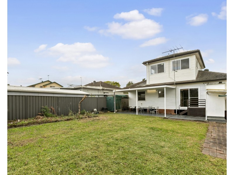 35 Wattle Street, Blacktown NSW 2148