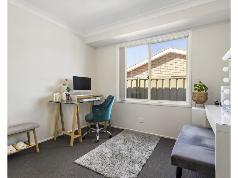 5 Aminta Crescent, Hassall Grove NSW 2761