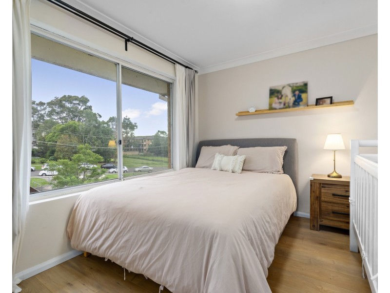 18/18 Bruce Street, Blacktown NSW 2148