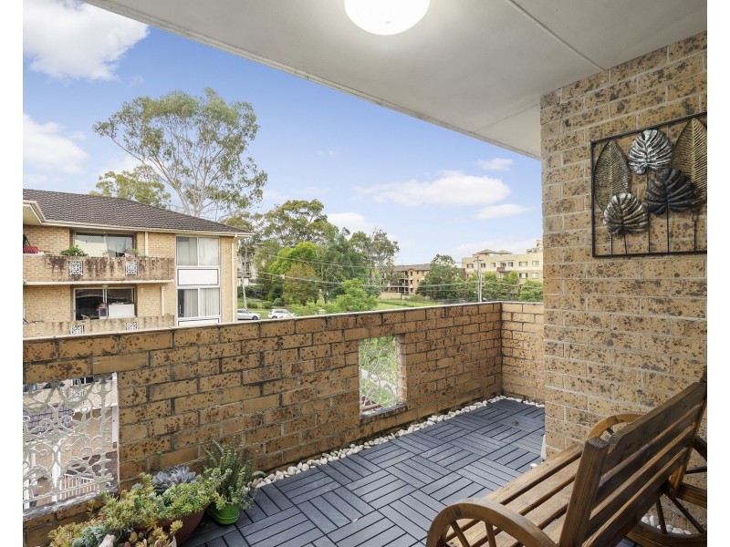 18/18 Bruce Street, Blacktown NSW 2148