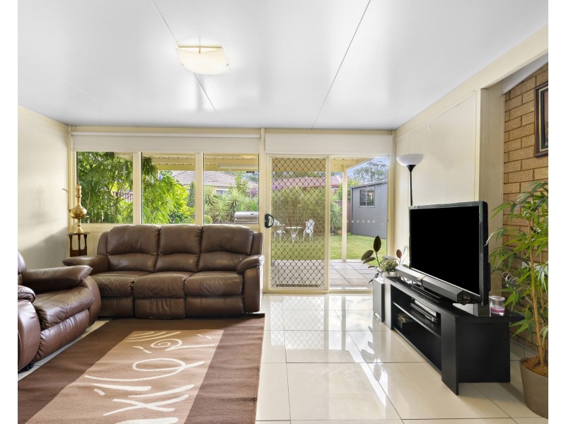 7 Memphis Crescent, Toongabbie NSW 2146