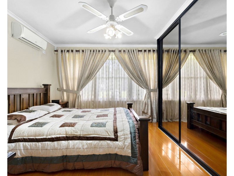 7 Memphis Crescent, Toongabbie NSW 2146