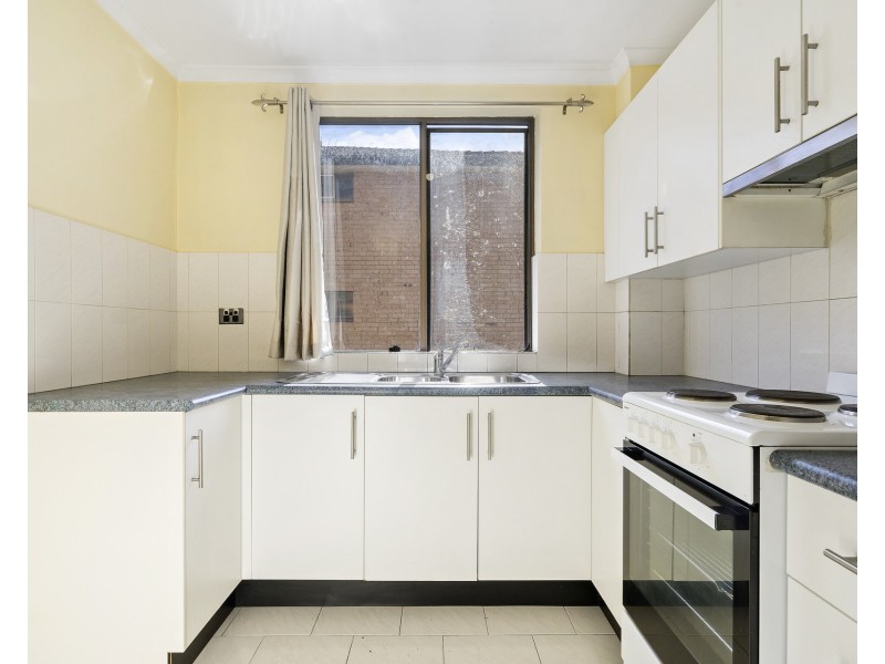 5/5 Griffiths Street, Blacktown NSW 2148