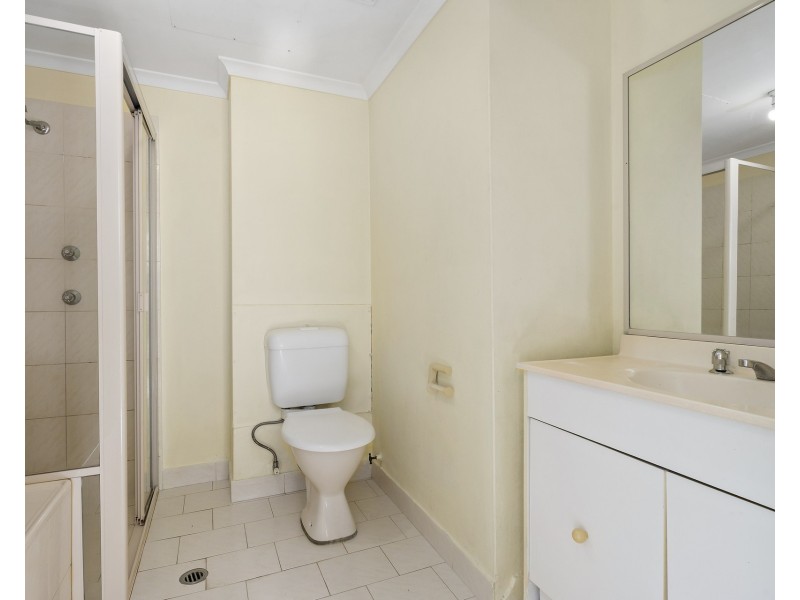 5/5 Griffiths Street, Blacktown NSW 2148