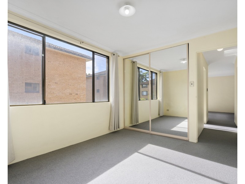 5/5 Griffiths Street, Blacktown NSW 2148