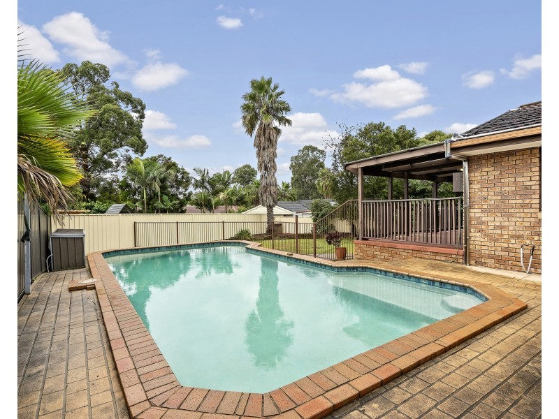 6 Dellit Place, Doonside NSW 2767