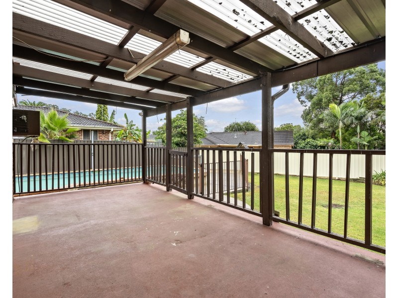 6 Dellit Place, Doonside NSW 2767